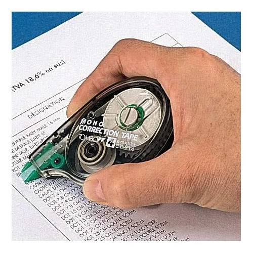 Cinta correctora aplicación lateral tombow